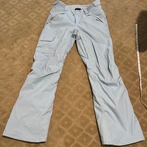 North face  Light Blue ski/ snowboard Pants size 6